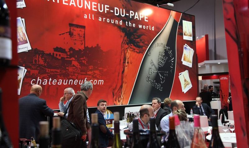 12767-stand-collectif-chateauneuf-du-pape-au-salon-prowein